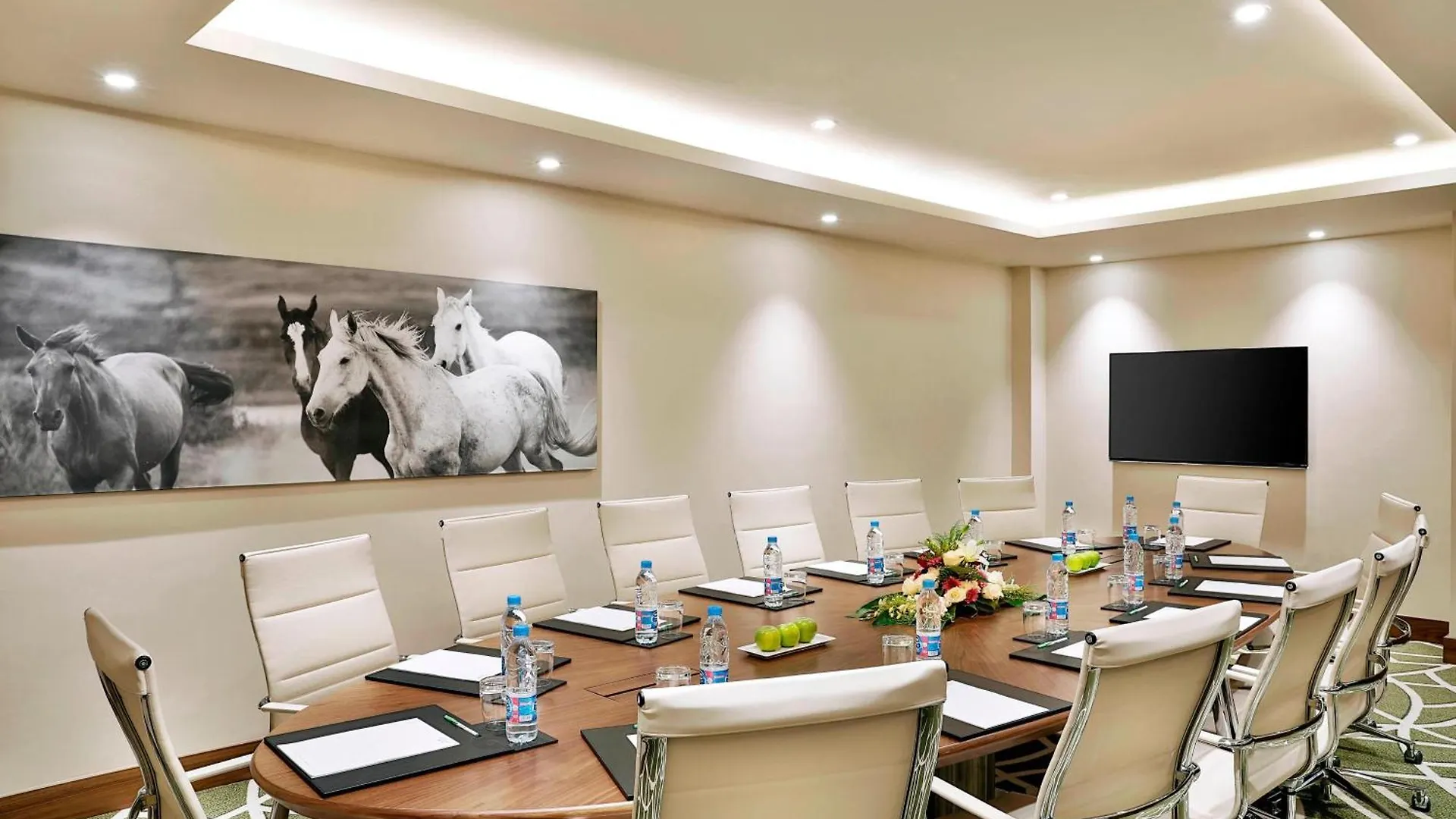Courtyard By Marriott Riyadh Olaya Hotel