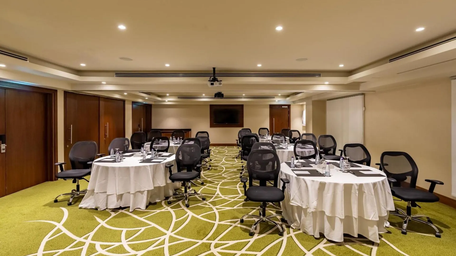 Courtyard By Marriott Riyadh Olaya 4*,  Saudi Arabia