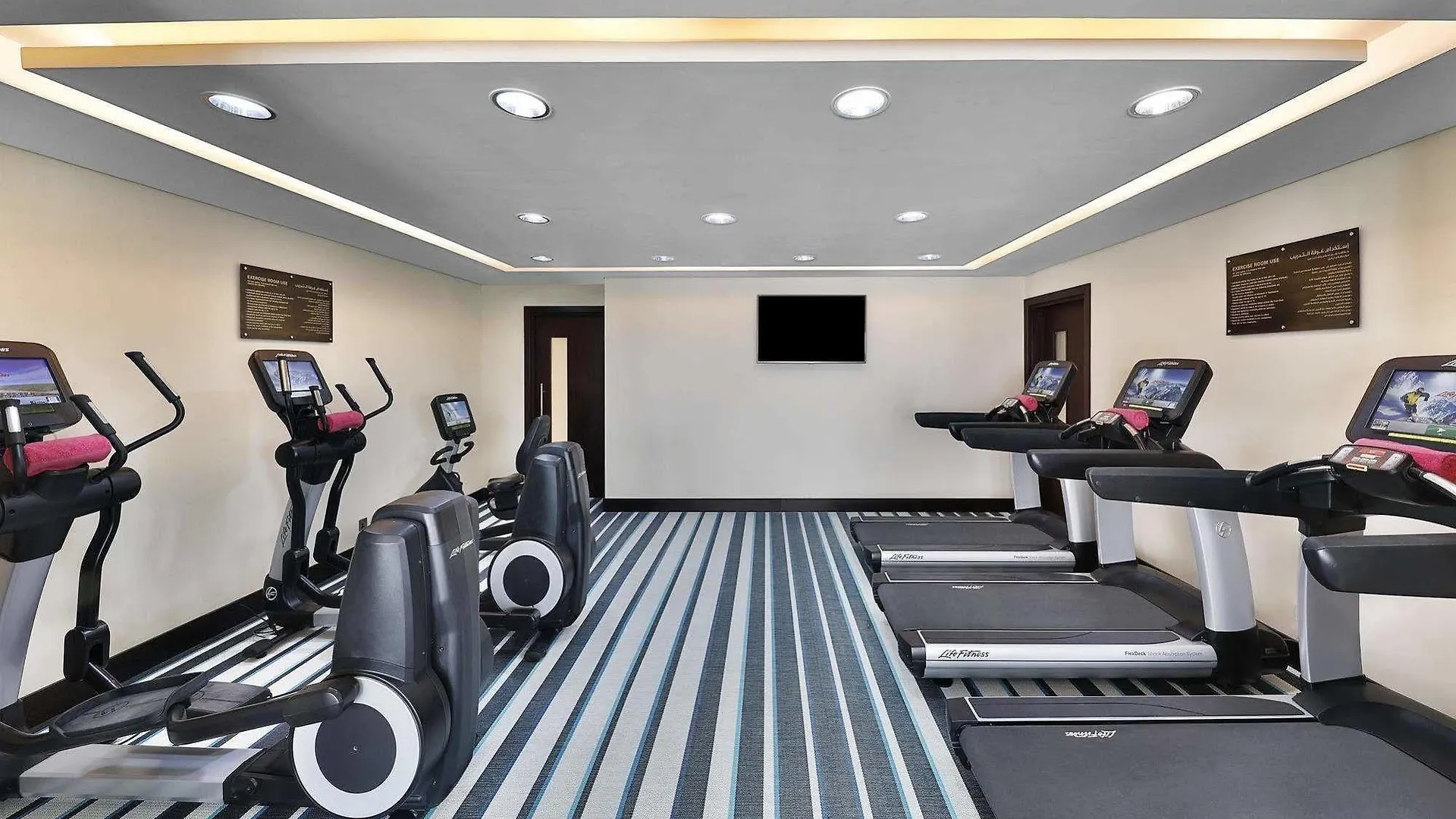 Courtyard By Marriott Riyadh Olaya Hotel
