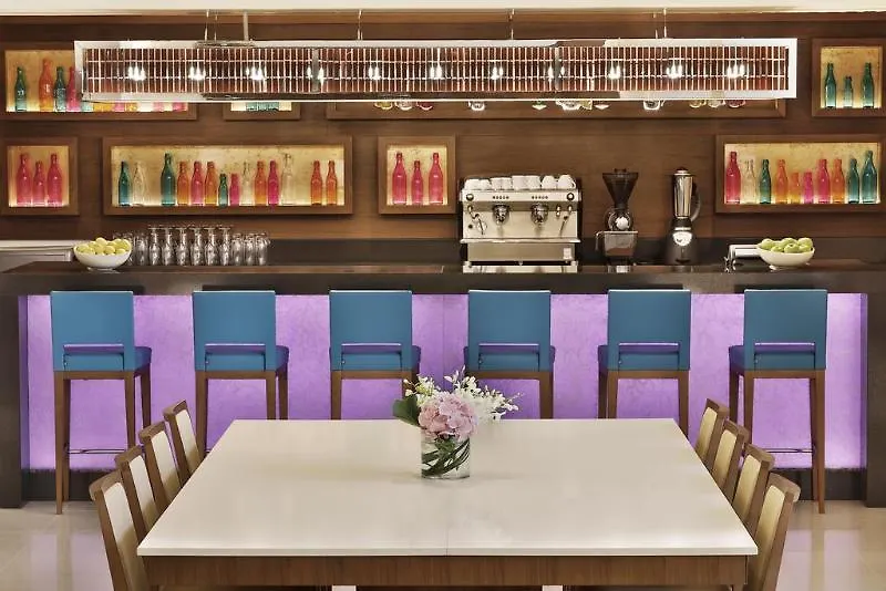 Otel Courtyard By Marriott Riyadh Olaya